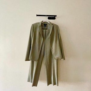 Ann Taylor Petite Beige Suit, size L